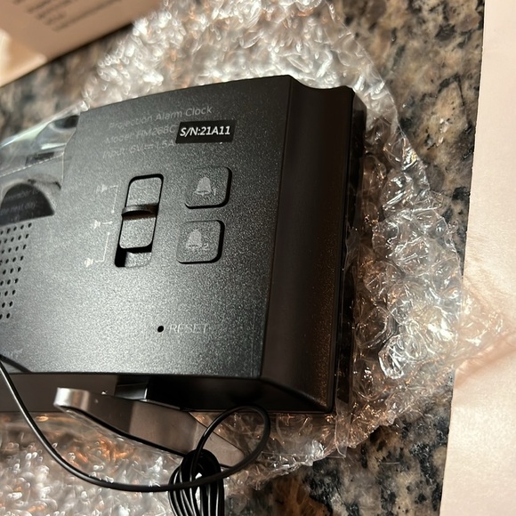 Projection alarm clock NIB - Picture 7 of 9